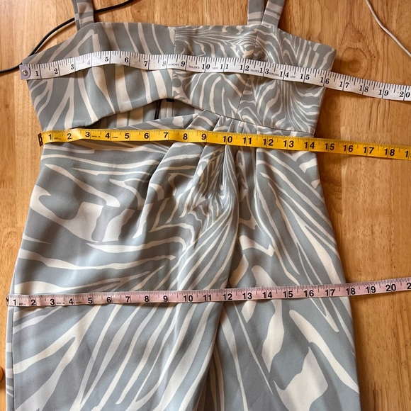 Gucci 2011 Resort Collection silk dress. NWT - Picture 8 of 11